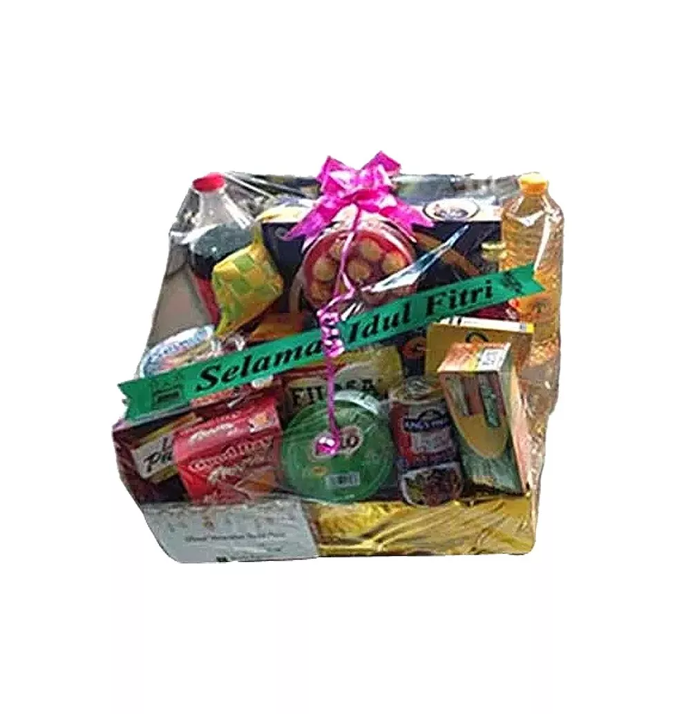 Delicate Gourmet Hamper Full of Amazing Products