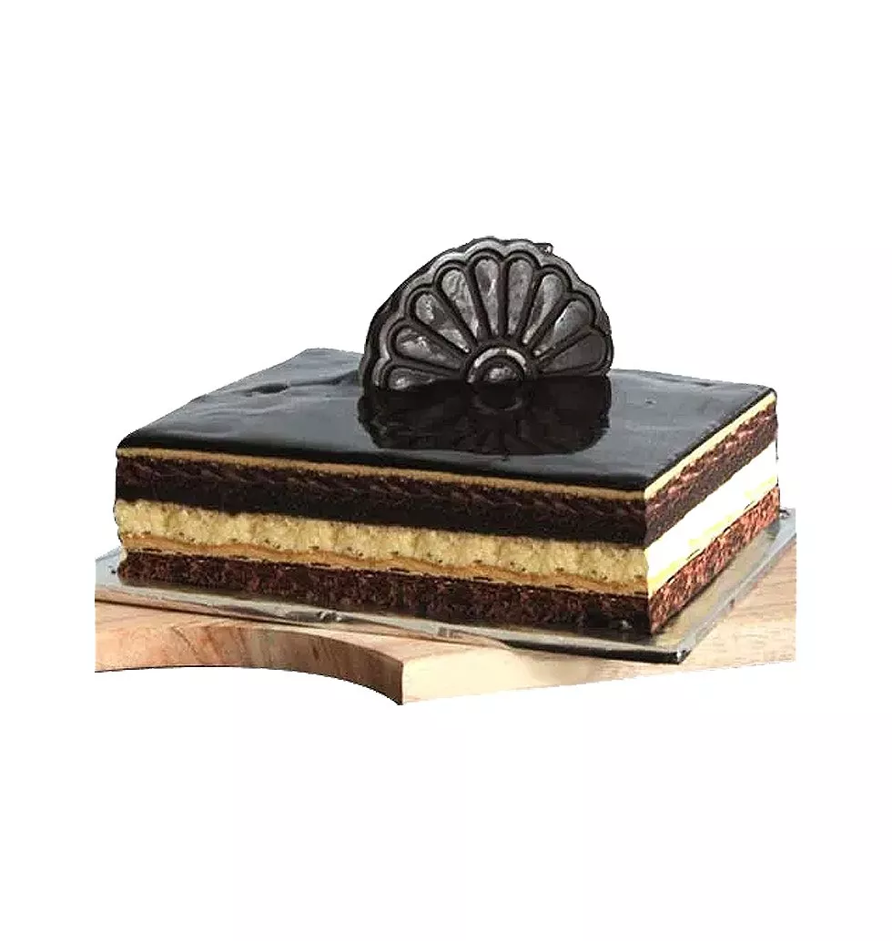 Gratifying Chocolate Sponge Cake